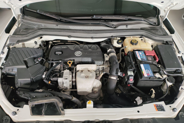 别克 英朗 2019款 18T 自动互联精英型 国VI机舱底盘24