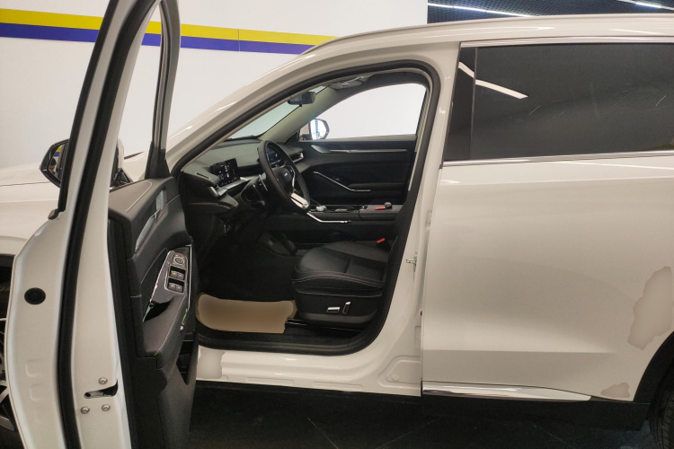 哈弗H6 2024款 1.5T 两驱经典版中控内饰19