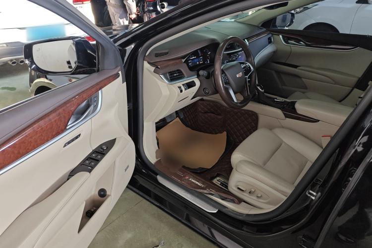 凯迪拉克XTS 2016款 28T 豪华型中控内饰7003