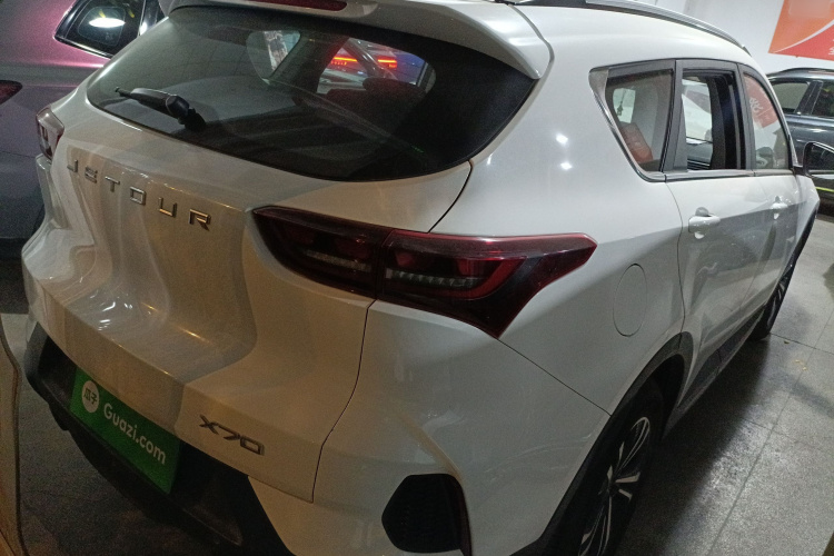 捷途X70 2023款 1.5T DCT超越PRO版 7座车身外观7