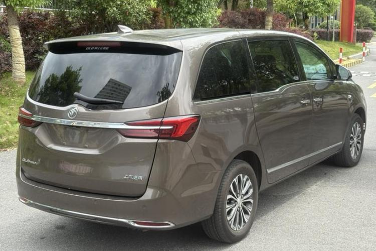 别克GL8 2021款 陆上公务舱 652T 豪华型车身外观6002