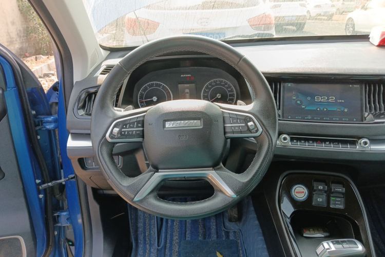 哈弗H2s 2017款 红标 1.5T 双离合精英型中控内饰13