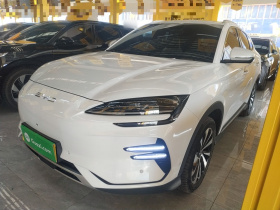 比亚迪 宋PLUS新能源 2023款 冠军版 EV 605KM 旗舰PLUS