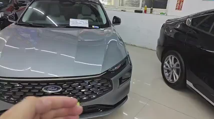 福特 蒙迪欧 2022款 改款 EcoBoost 245 豪华型实拍1