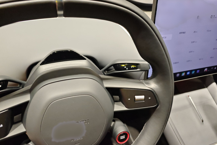 小米汽车 小米YU7 2025款 超长续航高性能四驱Max版局部细节18