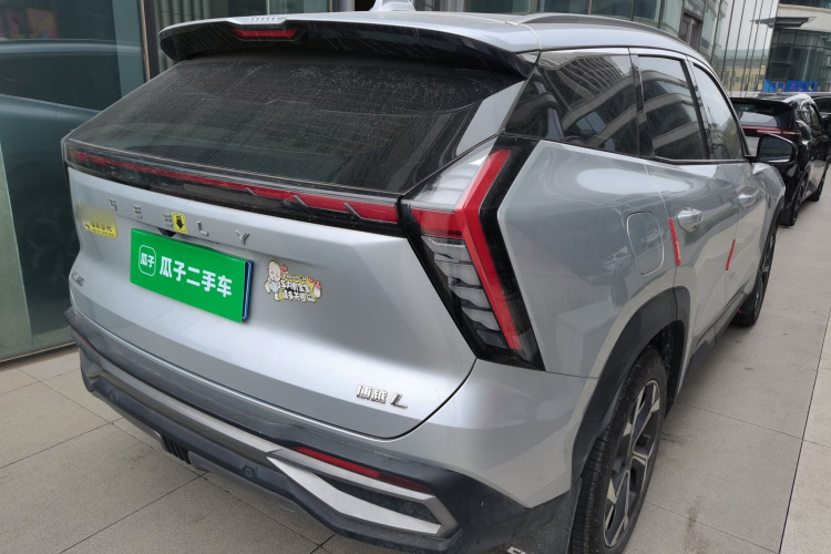 吉利汽车 博越L 2023款 1.5TD DCT尊贵型车身外观7