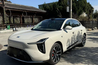 智己汽车 智己LS6 2026款 增程 52 Max