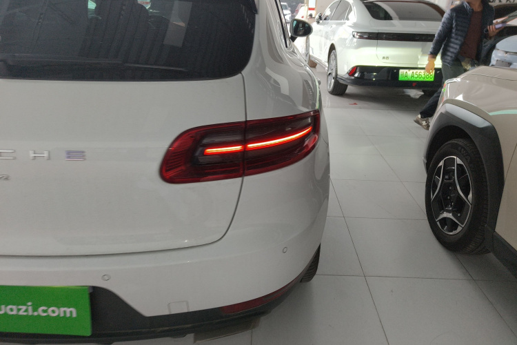 保时捷 2017款  Macan 2.0T车身外观9