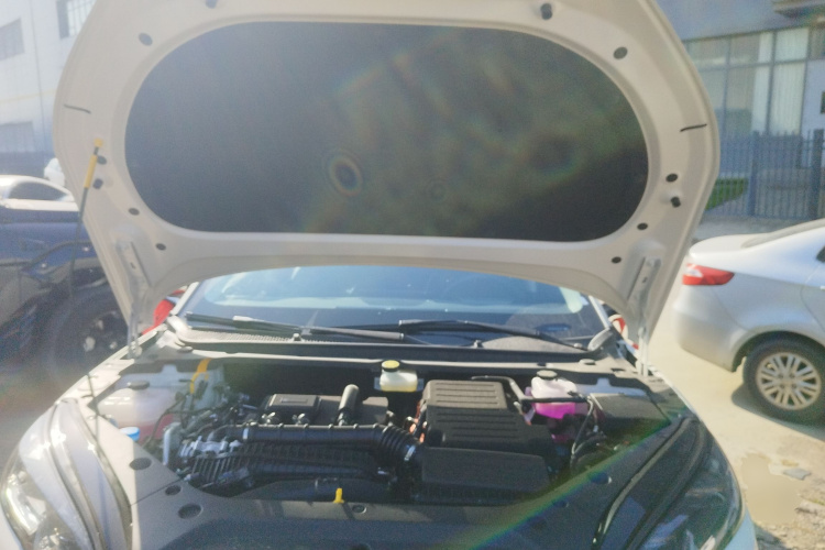 比亚迪 海豹06新能源 2026款 DM-i 超享版 128KM豪华版机舱底盘24