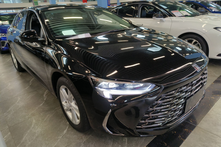 别克 君威 2024款 25T 超享版车身外观3