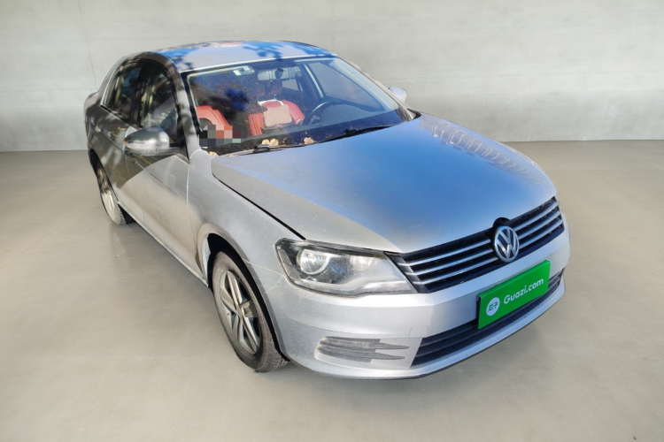 大众 宝来 2013款 1.6L 自动时尚型车身外观3