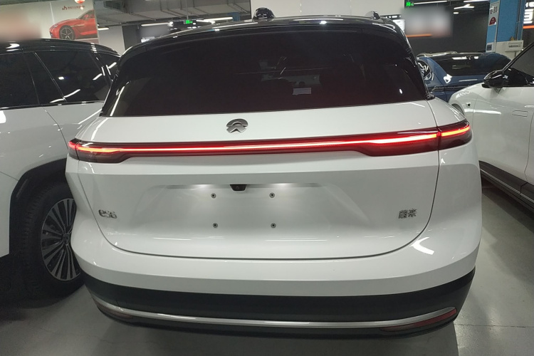 蔚来ES6 2024款 75kWh车身外观6004