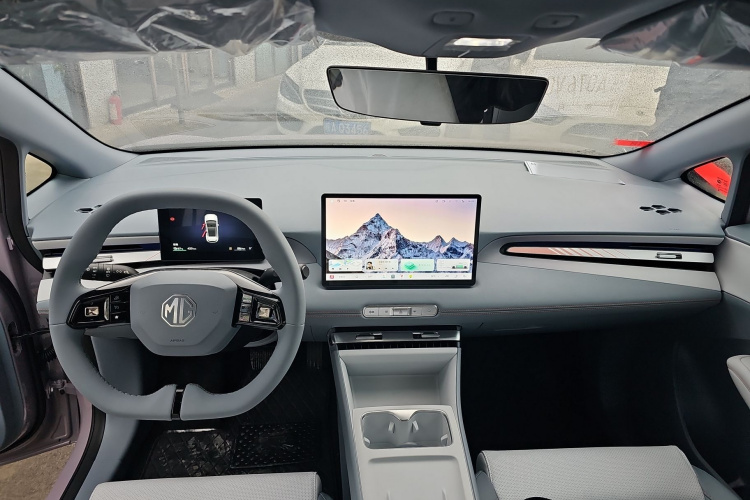 名爵 MG4 EV 2026款 437 自由版中控内饰12
