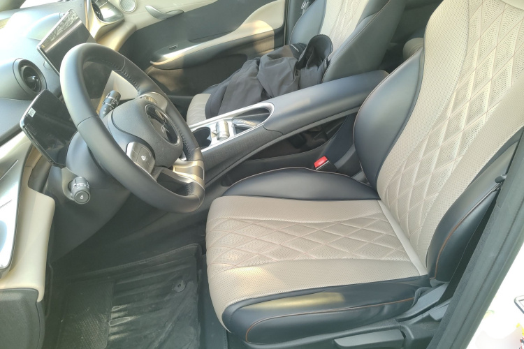 比亚迪 海豚 2023款 420km 时尚版中控内饰19