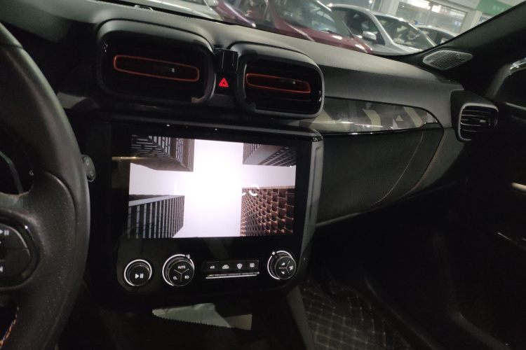 领克02 Hatchback 2021款 2.0TD Halo中控内饰7002
