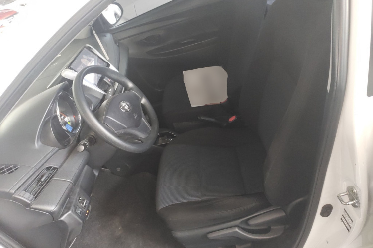 丰田 YARiS L 致享 2020款 1.5L CVT领先版中控内饰19