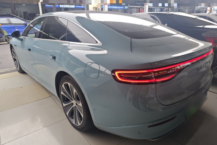 鸿蒙智行 智界S7 2024款 Max+车身外观4