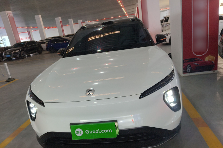 蔚来ES6 2023款 75kWh车身外观2