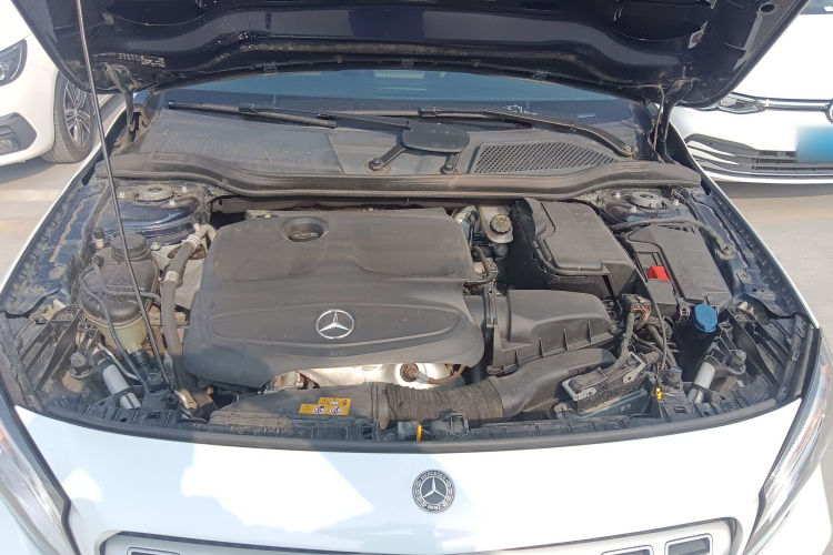 奔驰GLA 2018款 GLA 200 动感型局部细节24