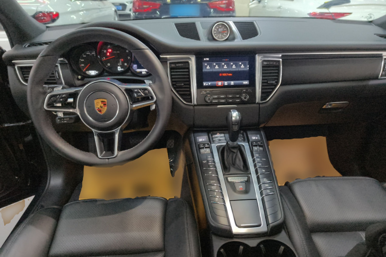 保时捷 2017款  Macan 2.0T中控内饰12