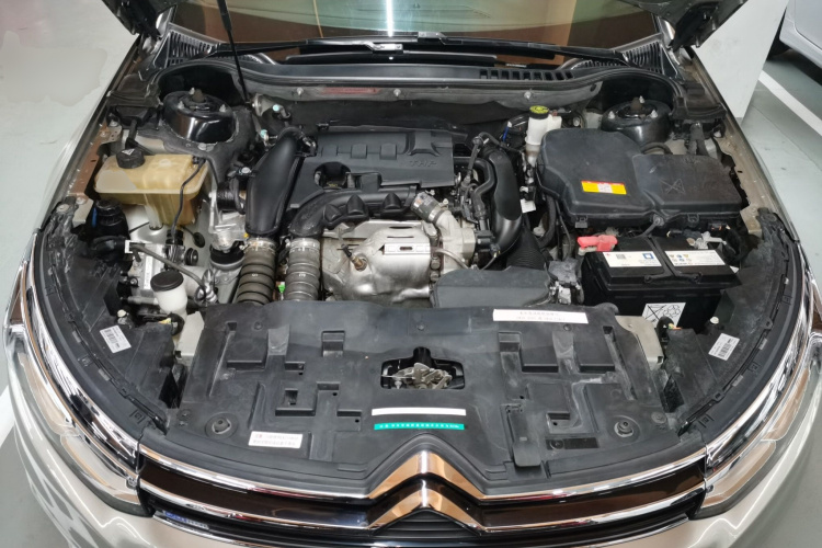 雪铁龙C5 2017款 350THP 自动豪华型局部细节24