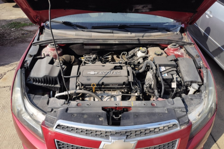 雪佛兰 科鲁兹 2013款 1.6L SL MT机舱底盘24