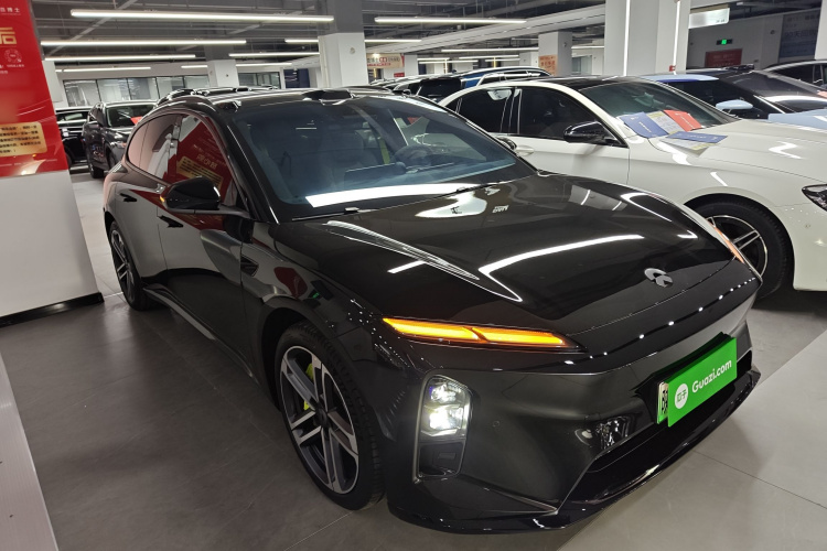 蔚来ET5T 2025款 冠军纪念版 75kWh Touring车身外观3