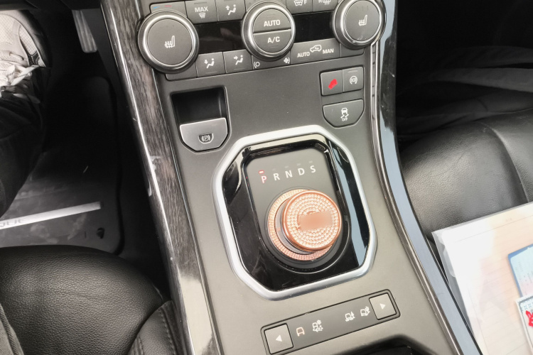 路虎 揽胜极光(进口) 2015款 2.0T 5门耀享版局部细节18