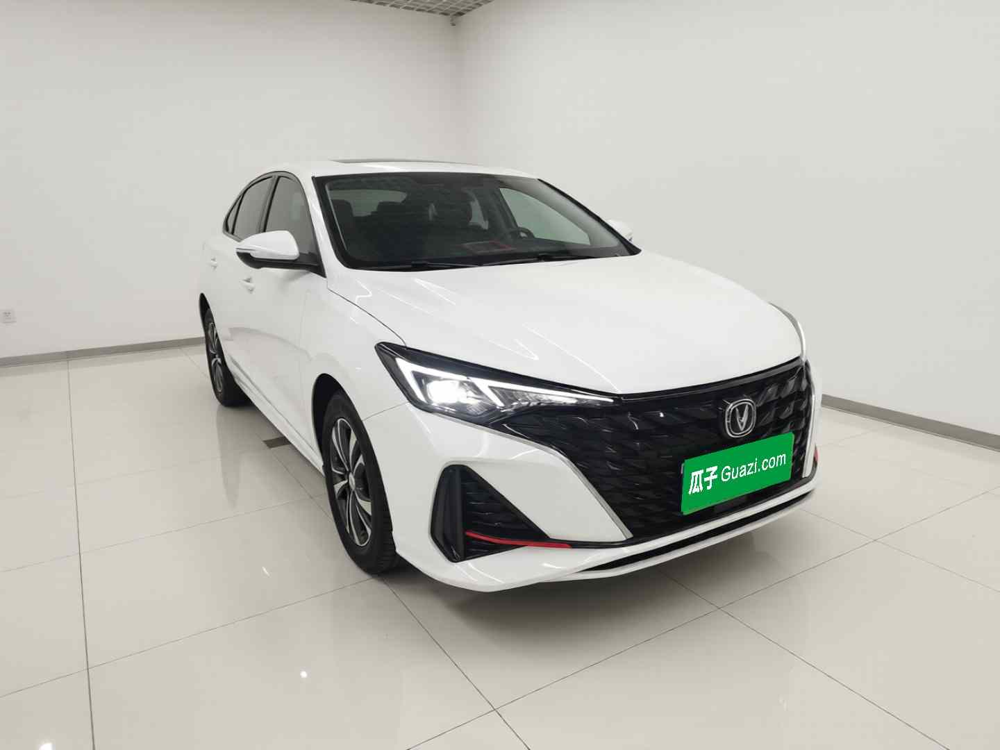 长安 逸动 2025款 PLUS 1.4T 双离合高能版(1)