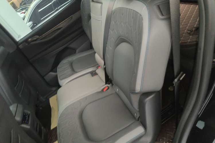 福特 2023款 锐界L 2.0T EcoBoost 两驱七座豪华型中控内饰21