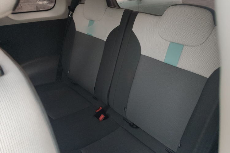 长安启源 长安Lumin 2023款 205km 香沁款中控内饰21