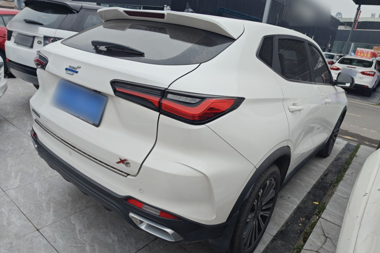 长安欧尚X5 2021款 1.6L CVT尊享型车身外观7