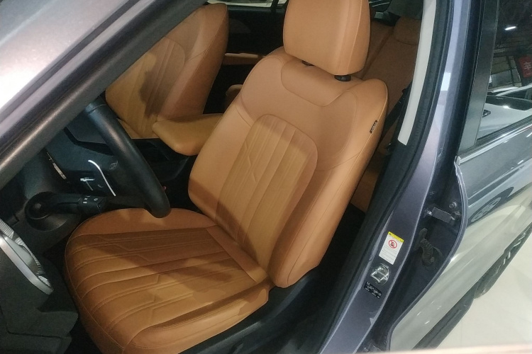 哈弗H5 2023款 2.0T自动两驱领英 汽油中控内饰19