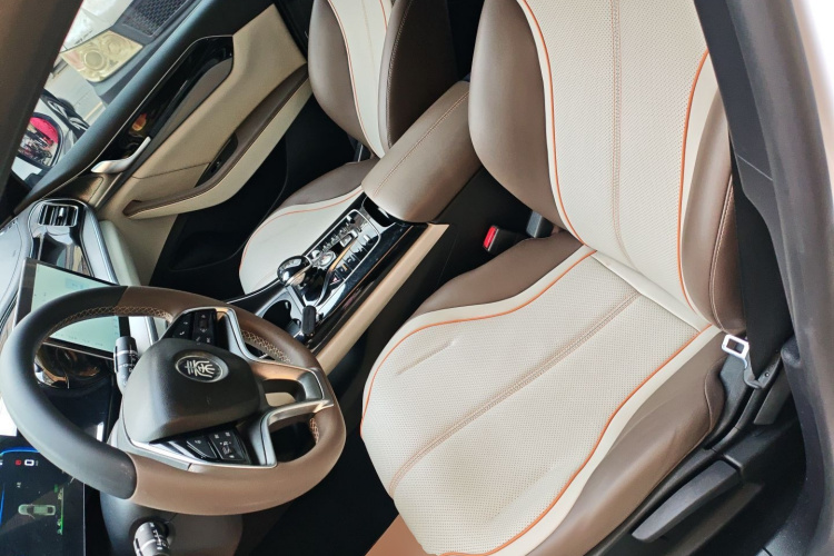 比亚迪 秦PLUS 2023款 冠军版 EV 510KM领先型中控内饰19