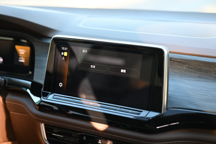 大众 威然 2023款 改款 380TSI 尊驰版中控内饰7007