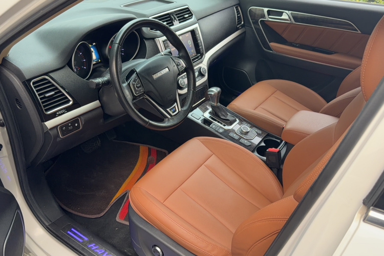 哈弗H6 Coupe 2016款 蓝标 1.5T 自动两驱精英型中控内饰7001