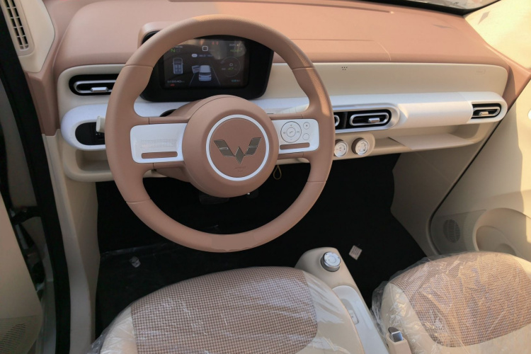 五菱汽车 宏光MINIEV 2024款 第三代 215km 青春版中控内饰7002