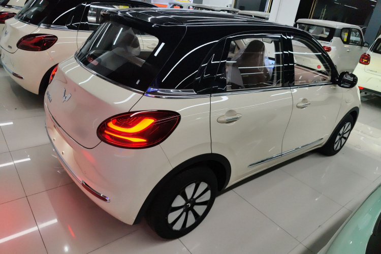 五菱汽车 五菱缤果 2025款 333km 悦享款车身外观7