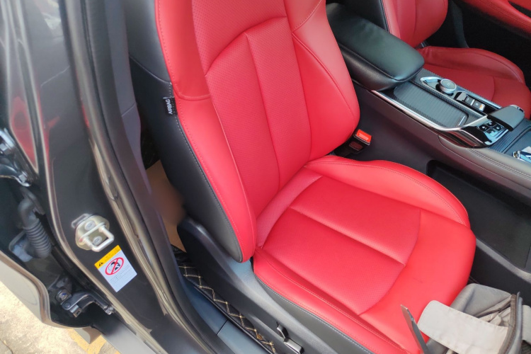 长安UNI-T 2020款 1.5T 旗舰型局部细节41