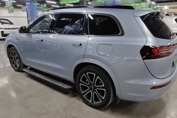 鸿蒙智行 问界M7 2024款 1.5T 智驾四驱Pro版 5座车身外观4