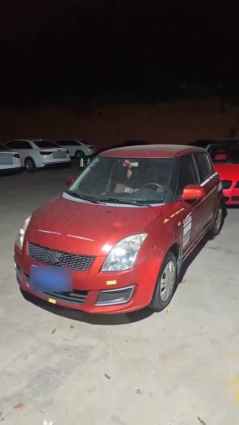 铃木 雨燕 2013款 1.3L 手动超值版讲解2