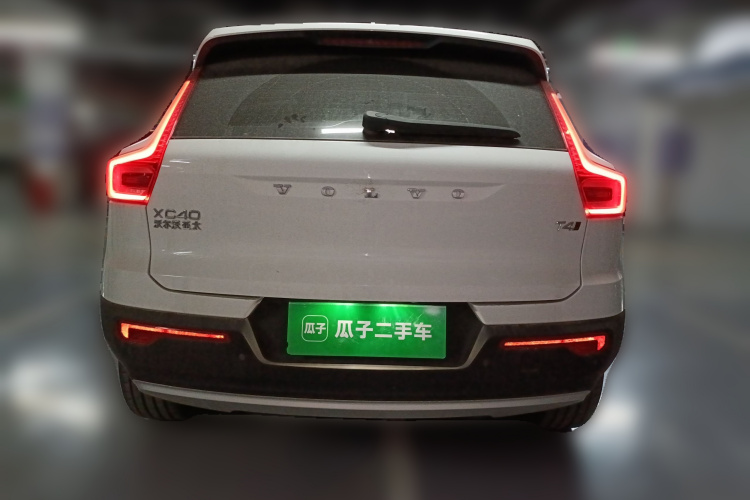 沃尔沃XC40 2021款 T4 四驱智行时尚版车身外观6