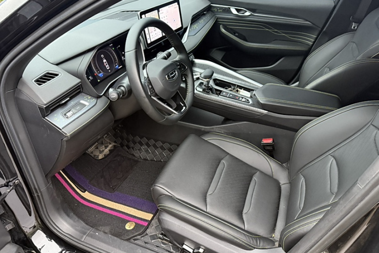 吉利汽车 星瑞 2023款 1.5TD 扶摇版中控内饰7002