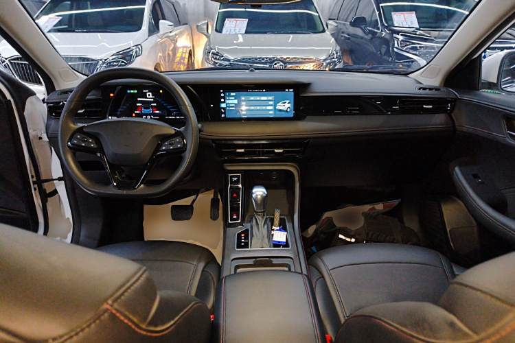 荣威i5 2023款 1.5L CVT豪华版中控内饰7002