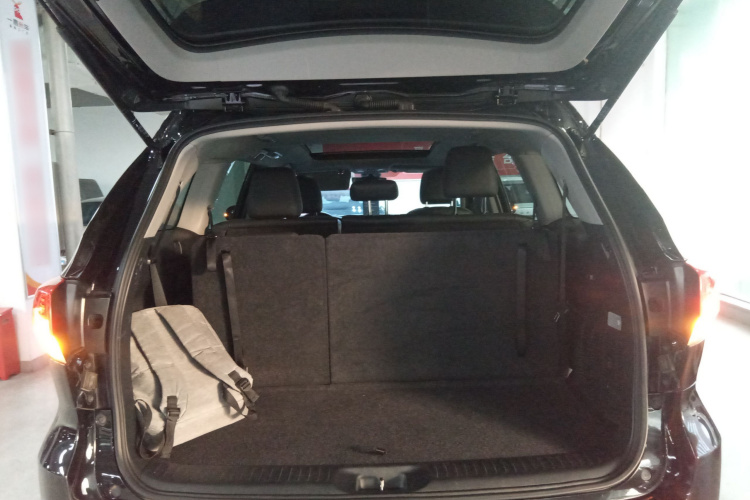 丰田 汉兰达 2018款 2.0T 四驱豪华版 7座 国VI局部细节23