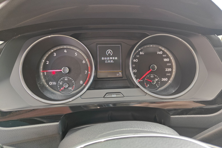 大众 途观L 2018款 330TSI 自动两驱豪华版局部细节14