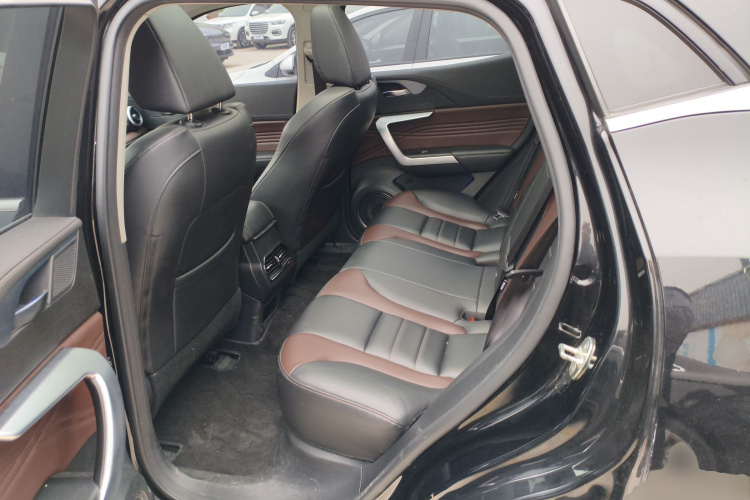 魏牌 VV5 2021款 1.5T 两驱智先锋中控内饰7004