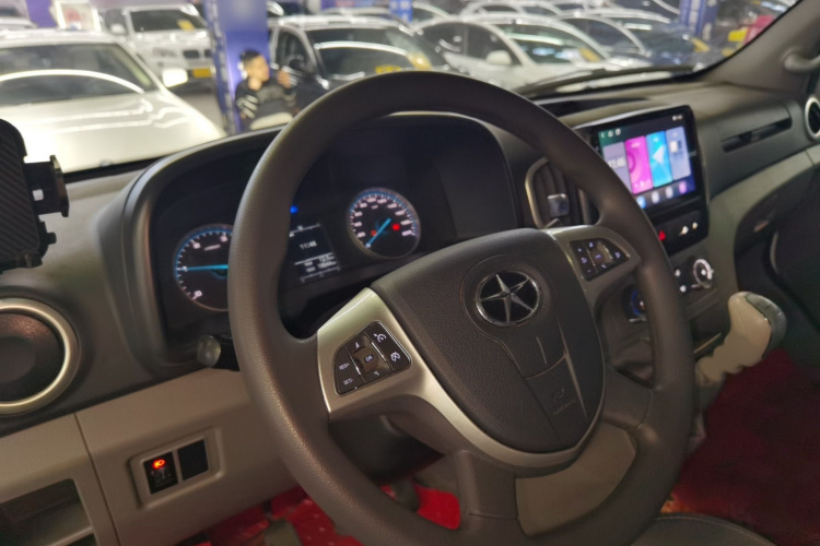 江汽集团 星锐 2022款 2.0T节油王PLUS快运版中轴5-6座HFC4DB3-2E4局部细节13