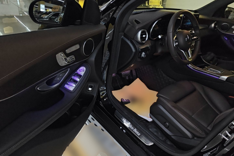 奔驰GLC 2022款 改款二 GLC 260 L 4MATIC 豪华型中控内饰20