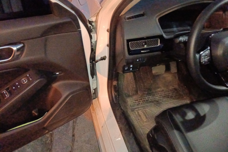 本田 型格 2023款 240TURBO CVT科技版中控内饰20